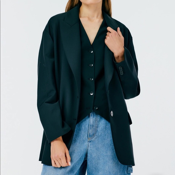 💛SOLD!💛Liam Blazer - Picture 5 of 8